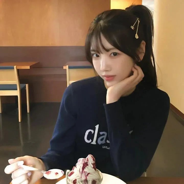 大姐头与小屁孩 海报